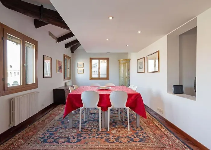 Rialto View Aparment
