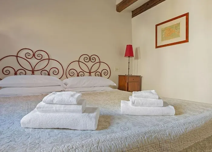Rialto View Aparment